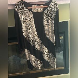 KAKTUS (LARGE) Black/White Embellished Tunic
